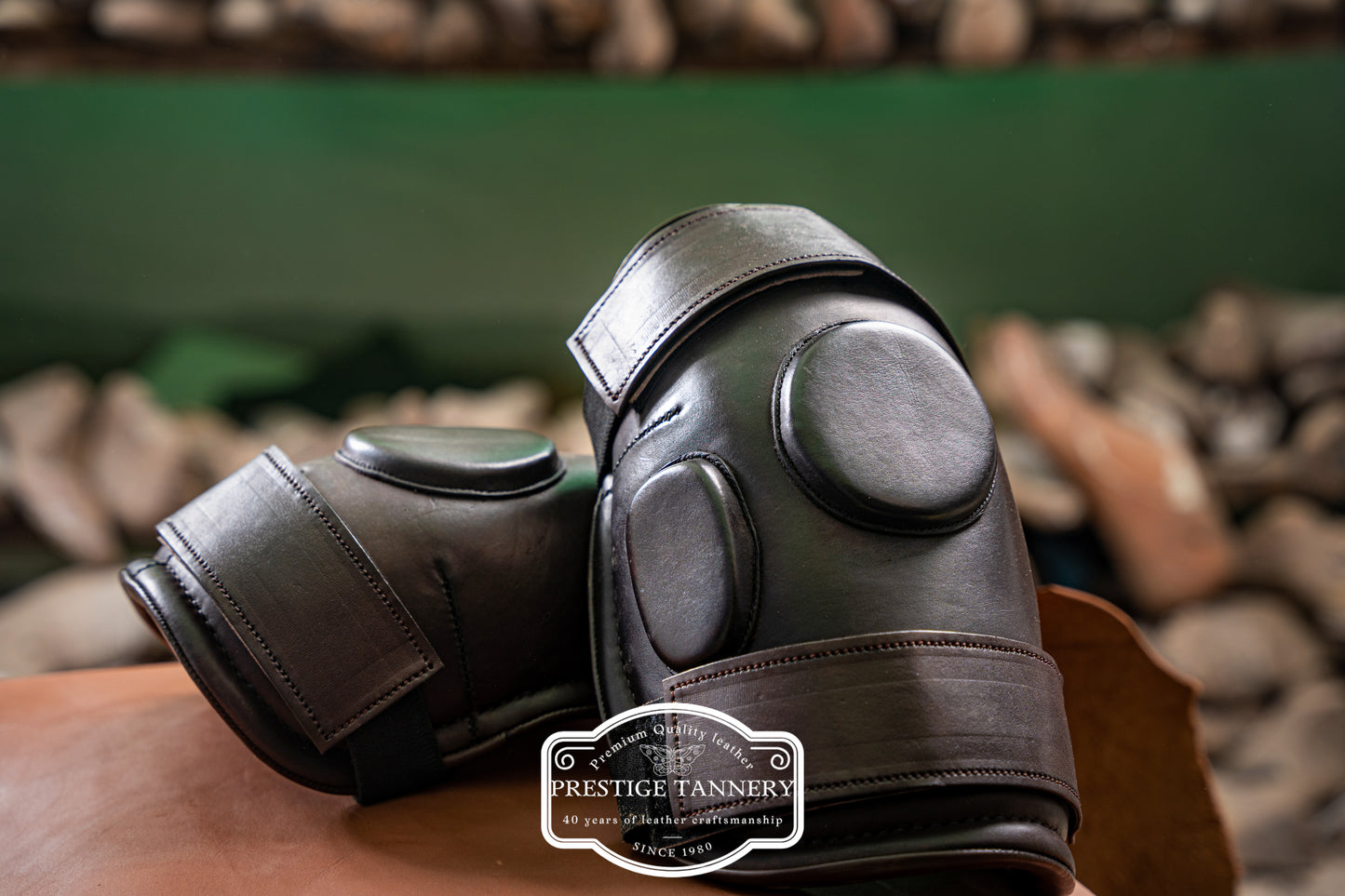 Signature Set – By Prestige Tannery.